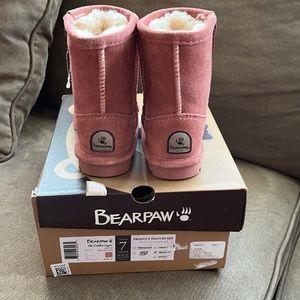 Brand New Toddler BEARPAW Zipper Boots Size 7 light pink